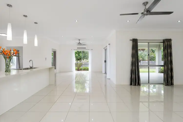 Fifth view of Homely house listing, 4 Diamond Court, Southside QLD 4570