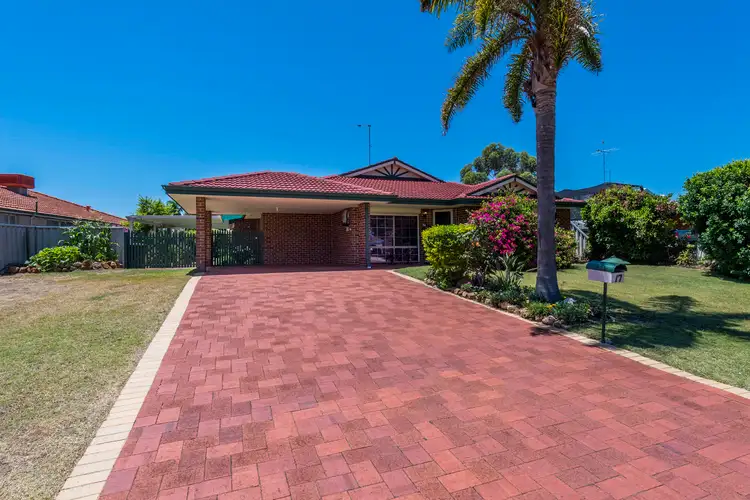 17 Lydia Place, Greenfields WA 6210