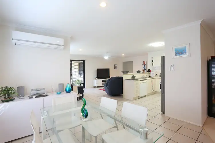 18 Clovelly place, Sandstone Point QLD 4511