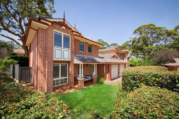6a Bassett Place, Menai NSW 2234