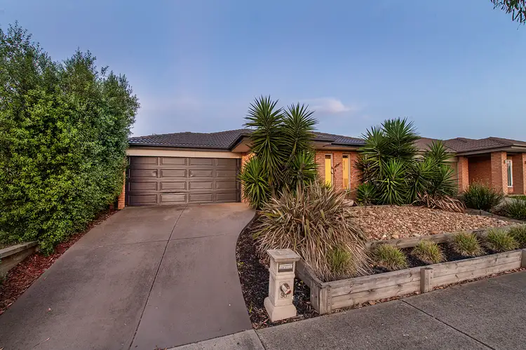 98 Boland drive, Lyndhurst VIC 3975