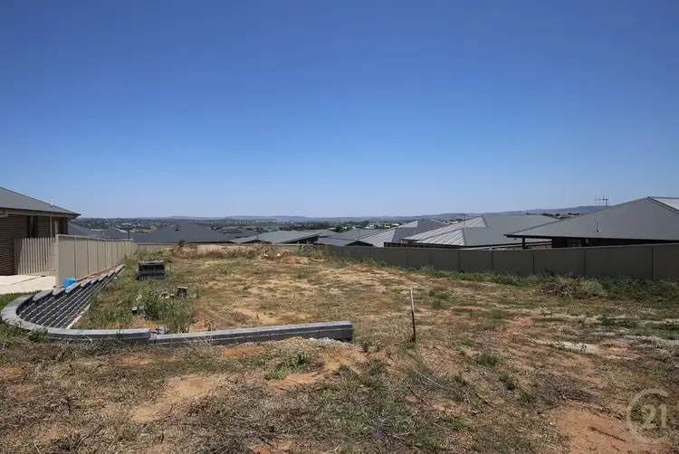21 McGillan Drive, Kelso NSW 2795