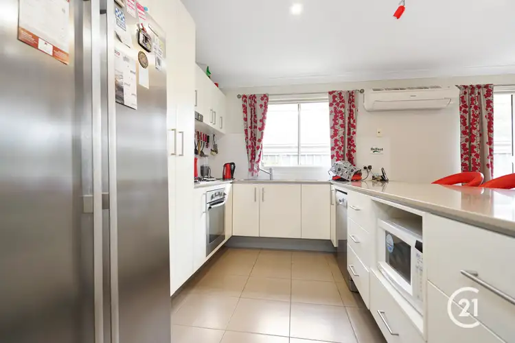 Fourth view of Homely house listing, 10 Florin Place, Wadalba NSW 2259