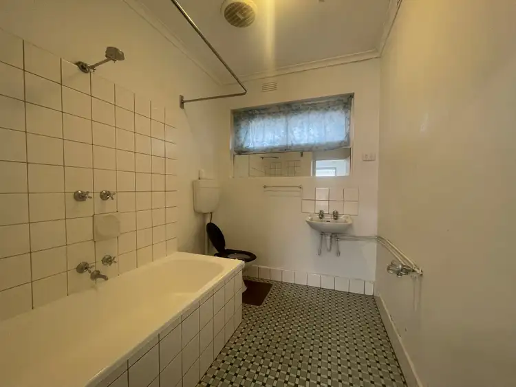 Fifth view of Homely unit listing, 3/111 Kelvinside Road, Noble Park VIC 3174