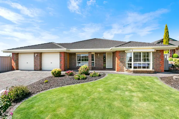 6 Vines Cross Crescent, Onkaparinga Hills SA 5163