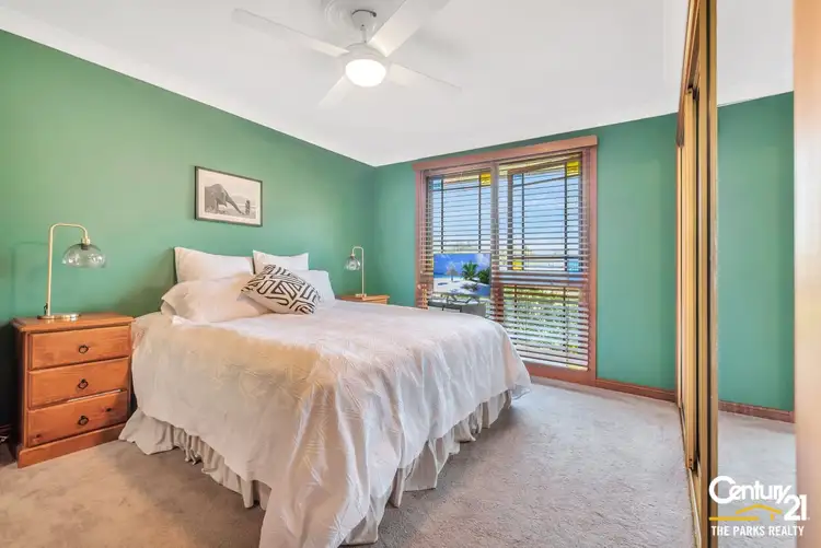 Sixth view of Homely house listing, 19 Donahue Close, Prairiewood NSW 2176