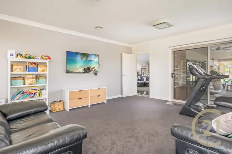 Seventh view of Homely house listing, 5 Ridgeview Close, White Rock NSW 2795