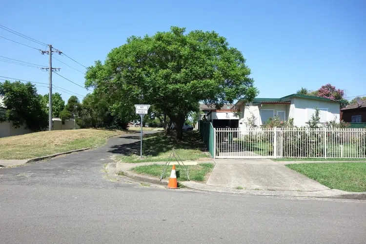 37 The Avenue, Canley Vale NSW 2166