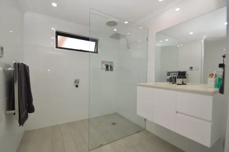 Fifth view of Homely house listing, 333 Wyman Street, Broken Hill NSW 2880