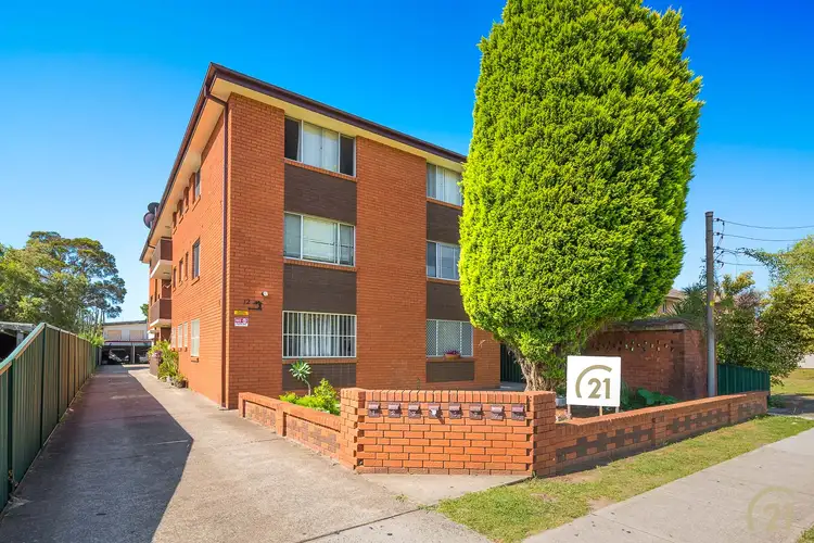 Main view of Homely unit listing, 2/12 Wrentmore Street, Fairfield NSW 2165