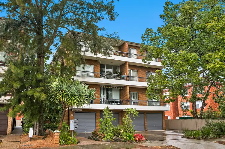 3/1 Norman Ave