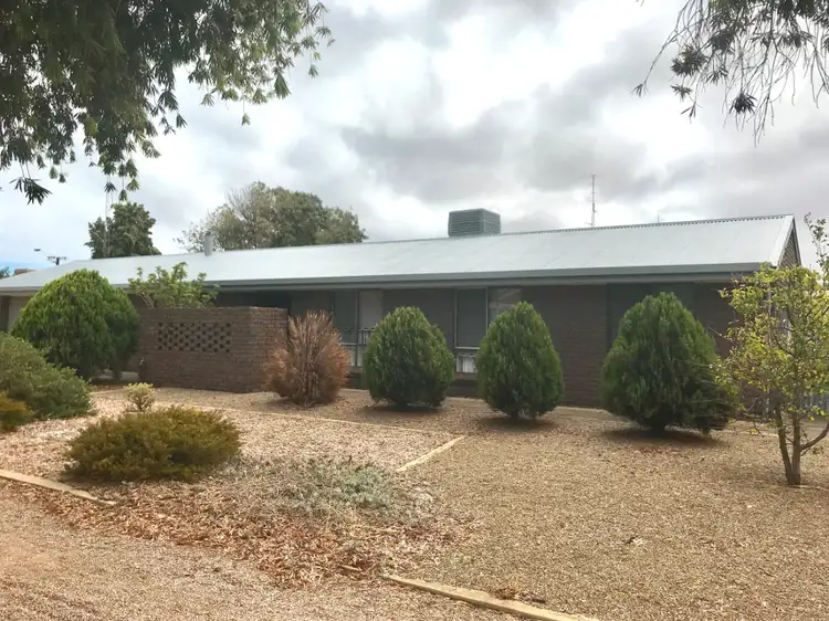 1 Nankivell Street, Moonta Bay SA 5558