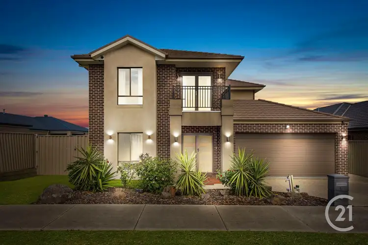 6 Villella Drive, Pakenham VIC 3810
