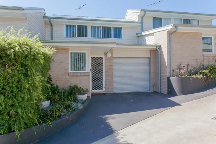Main view of Homely townhouse listing, 4/62 Tennent Road, Mount Hutton NSW 2290