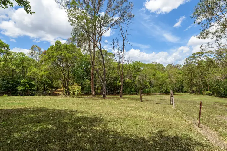 Sixth view of Homely house listing, 5 Dons Court, Araluen QLD 4570