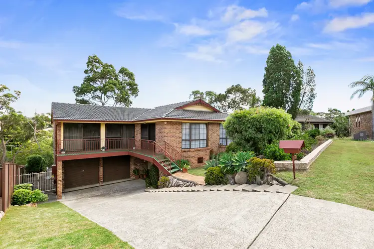 8 Northbrook Place, Illawong NSW 2234