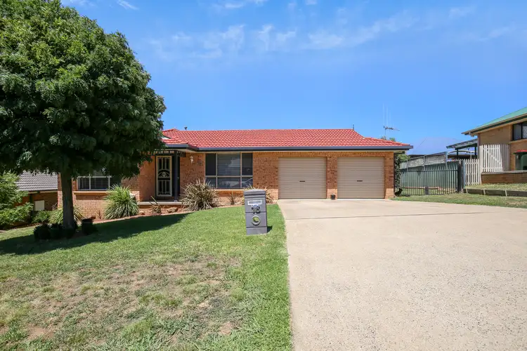 16 Gersbach Place, Orange NSW 2800