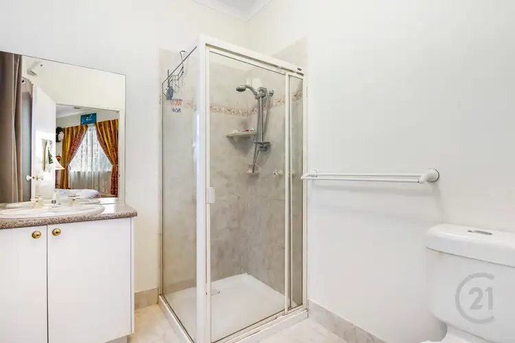 Fifth view of Homely house listing, 5 Viola Avenue, Pakenham VIC 3810
