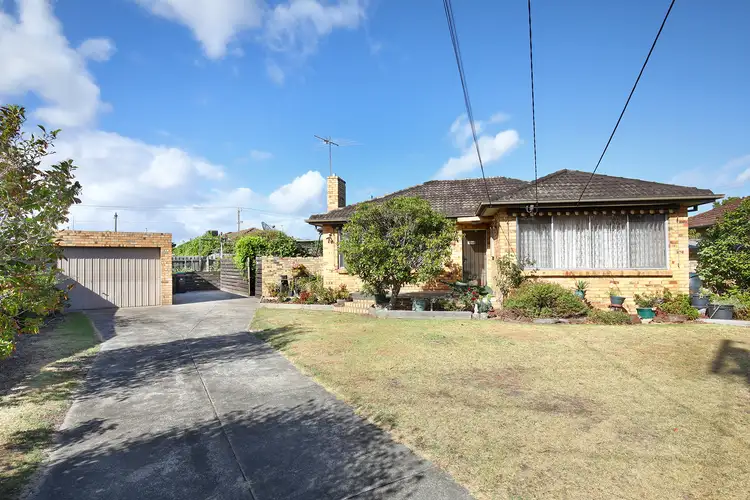 8 Lincoln Court, Noble Park VIC 3174