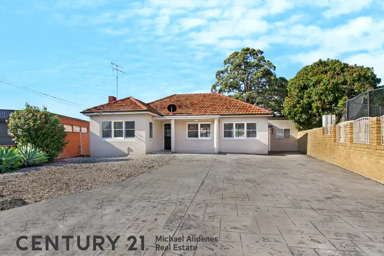 12 Turon Avenue, Kingsgrove NSW 2208