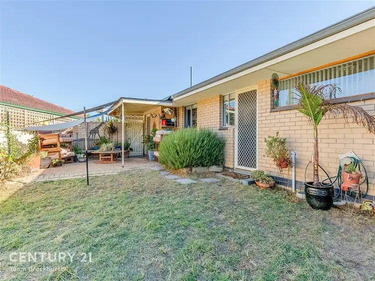 Fifth view of Homely house listing, 2 Barber Place, Riverton WA 6148