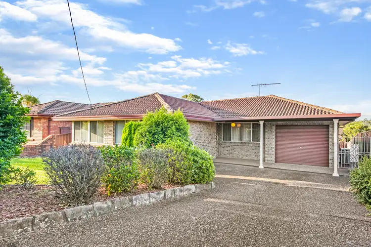 112 Fitzwilliam Road, Toongabbie NSW 2146
