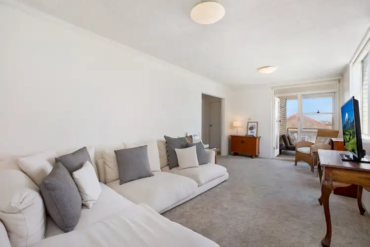Third view of Homely apartment listing, 3/136 Hastings Parade, North Bondi NSW 2026