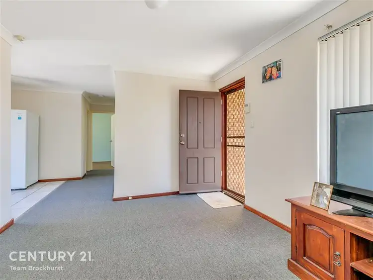 Sixth view of Homely house listing, 24 Isaacs Court, Huntingdale WA 6110