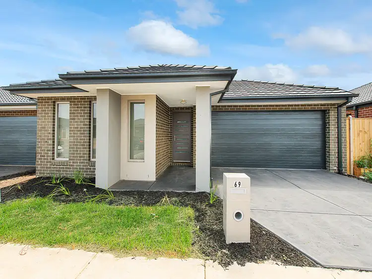 69 Clydevale Avenue, Clyde North VIC 3978
