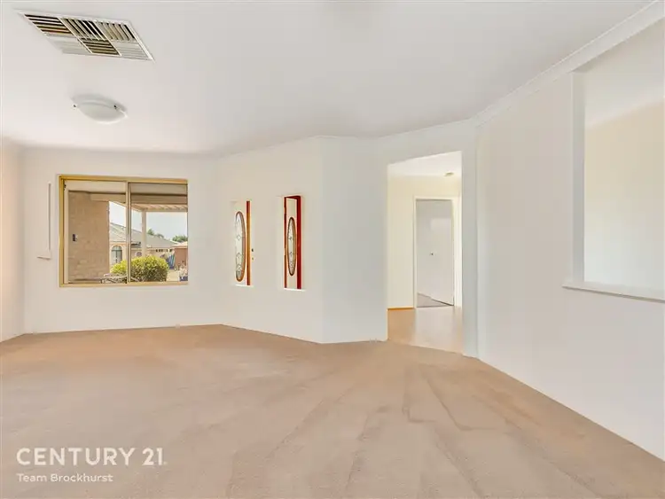 Seventh view of Homely house listing, 5 Barnett Close, Huntingdale WA 6110