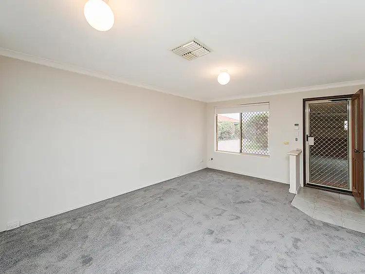 Sixth view of Homely villa listing, 5/5 Pearl Road, Cloverdale WA 6105