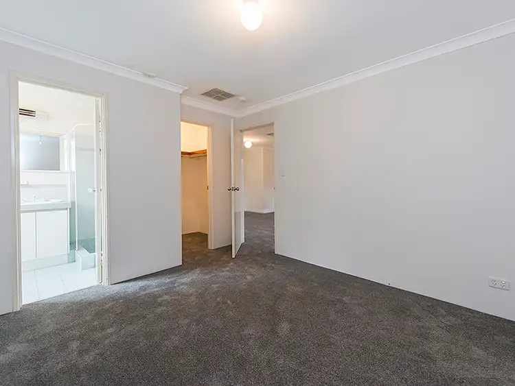 Seventh view of Homely villa listing, 5/5 Pearl Road, Cloverdale WA 6105