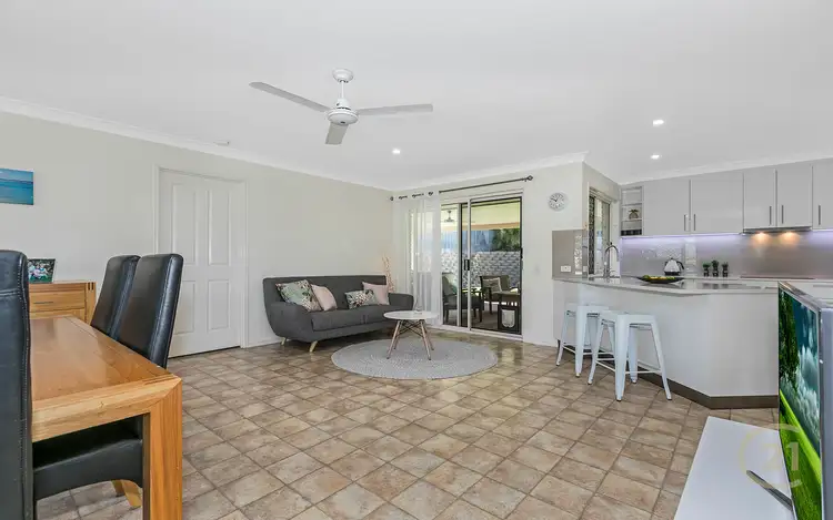 Fifth view of Homely house listing, 1 Melrose Place, Ferny Grove QLD 4055