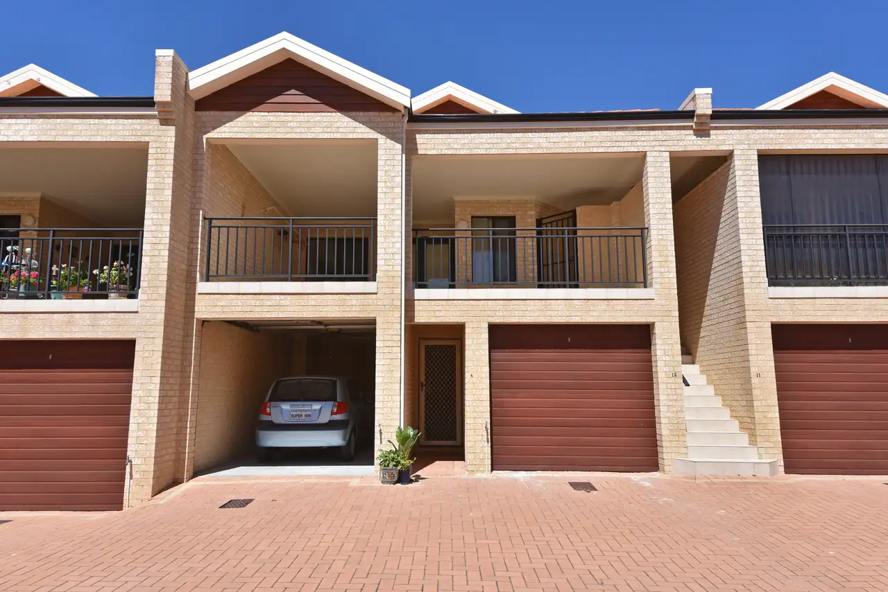 Main view of Homely villa listing, 12/4 Allum Green, Merriwa WA 6030