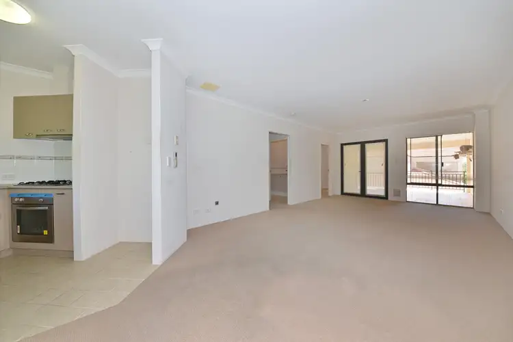 Sixth view of Homely villa listing, 12/4 Allum Green, Merriwa WA 6030