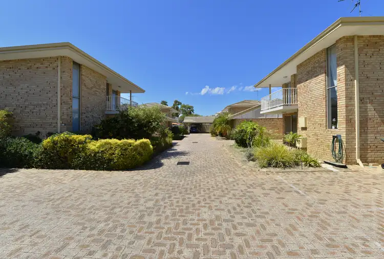 Third view of Homely unit listing, 2/86-88 Mandurah Terrace, Mandurah WA 6210