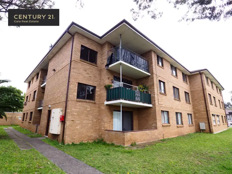 Main view of Homely unit listing, 17/2 Pevensey Street, Canley Vale NSW 2166