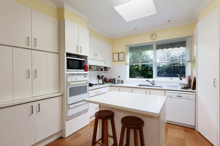 Third view of Homely house listing, 5 Yawla Street, Bentleigh VIC 3204