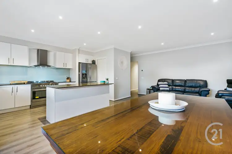 Fifth view of Homely house listing, 18 Callistemon Street, Officer VIC 3809