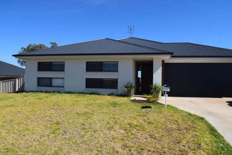 Main view of Homely house listing, 27 Rosewood Avenue, Parkes NSW 2870