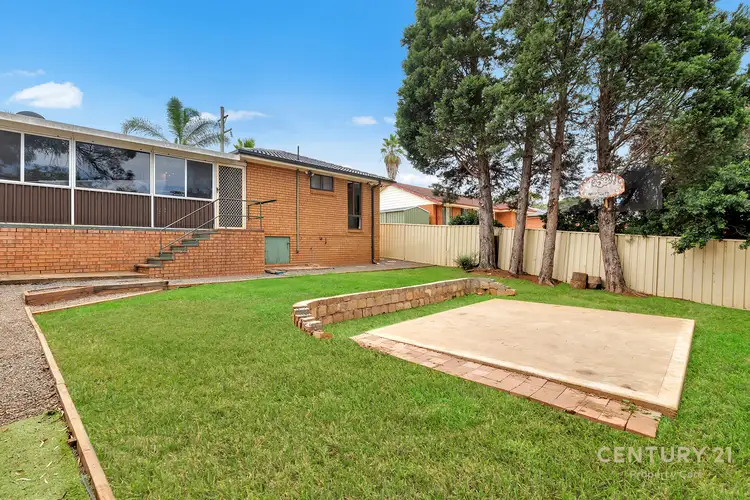 21 Benham Rd, Minto NSW 2566