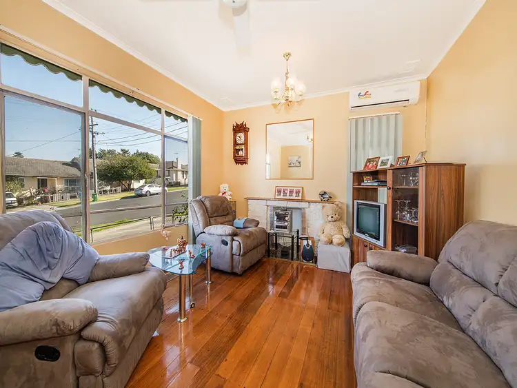 Second view of Homely house listing, 8 Laurel Avenue, Doveton VIC 3177