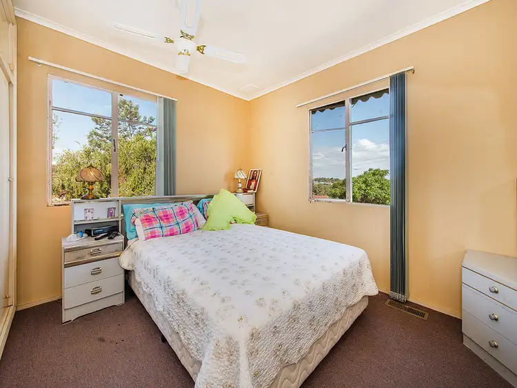 Fifth view of Homely house listing, 8 Laurel Avenue, Doveton VIC 3177