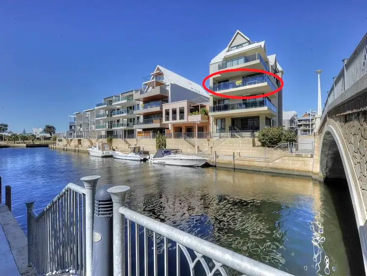 4/16 Torcello Mews, Mandurah WA 6210