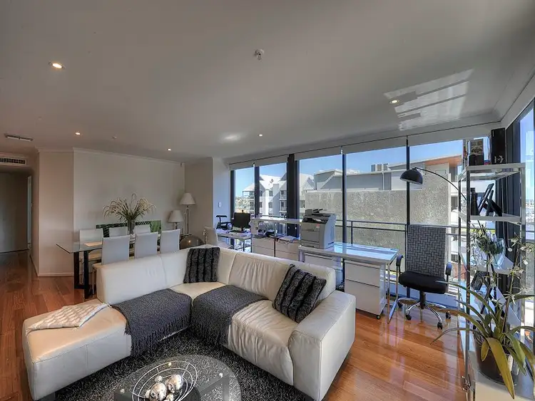 Fourth view of Homely apartment listing, 4/16 Torcello Mews, Mandurah WA 6210