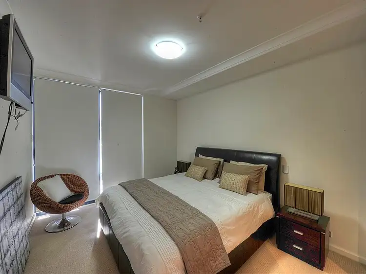 Sixth view of Homely apartment listing, 4/16 Torcello Mews, Mandurah WA 6210