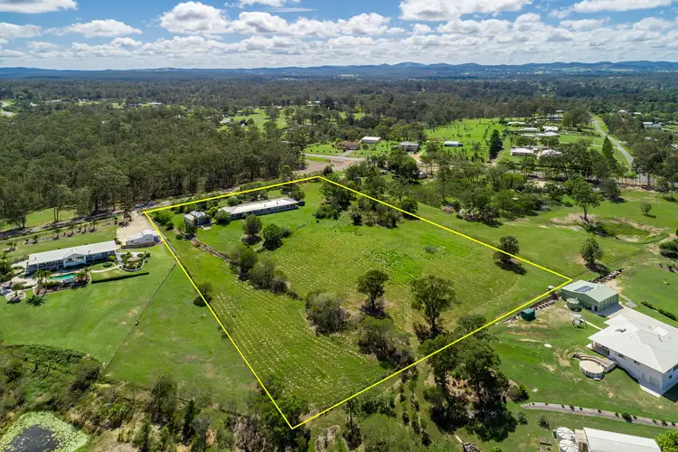 156 Benson Road, Araluen QLD 4570