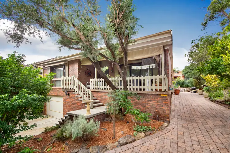 5 Benaud Close, Menai NSW 2234