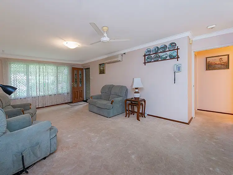Sixth view of Homely semi-detached listing, 33 Apollo Way, Carlisle WA 6101
