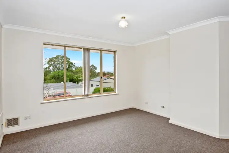 Sixth view of Homely house listing, 2 Thames Court, Australind WA 6233